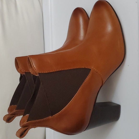 Boots - Picture 2 of 4